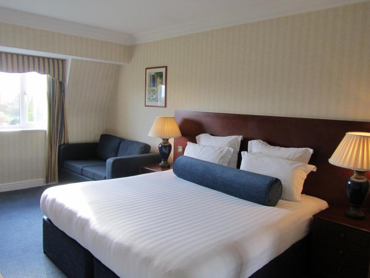 Windmill Village Hotel, Golf Club & Spa, BW Signature Collection Coventry Exteriér fotografie